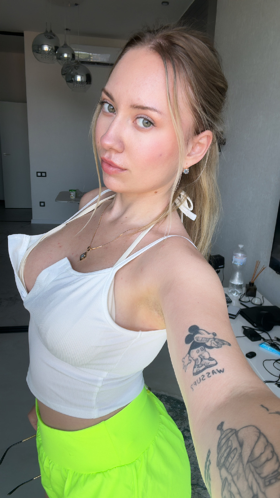 KateV in her underwear in San Marino