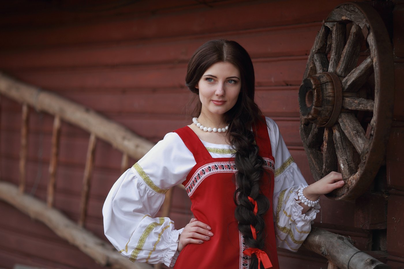 Girls in Slavic costumes in San Marino