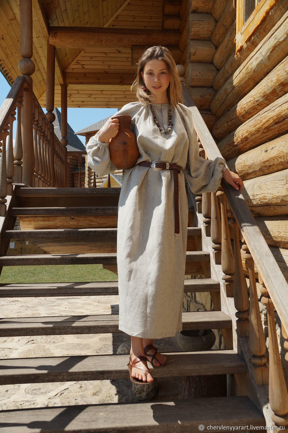 Girls in Slavic costumes in San Marino